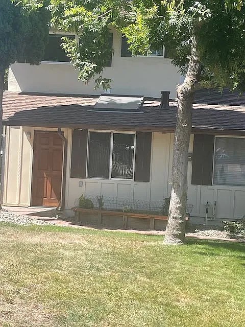 42428 Alvaniece Ct — Photo 2
