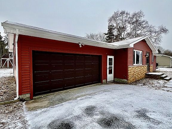 3rd image of 1781 Saint Charles Pl