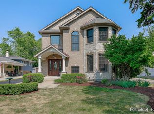 4229 Belle Aire Ln, Downers Grove, IL 60515