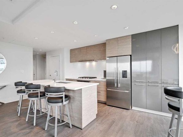 38 S 9th St NE #804, Calgary, AB T2E 7X9