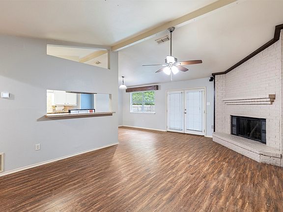 5th image of 3912 Longstraw Dr