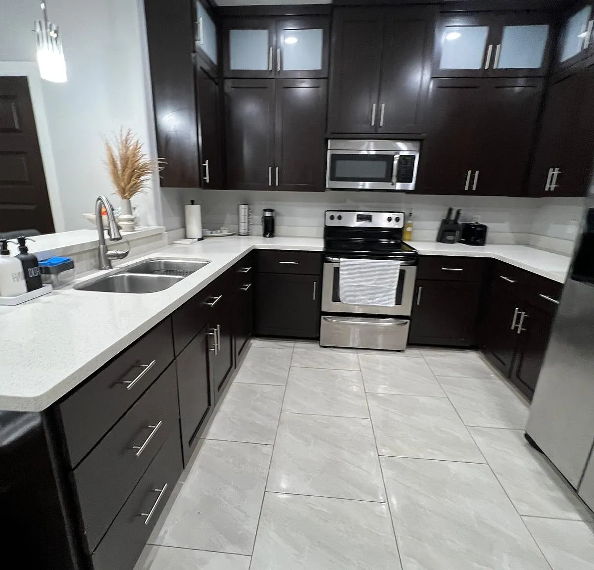 2 bed, 2.5 bath, 1181 sqft, $1,550 — Photo 3