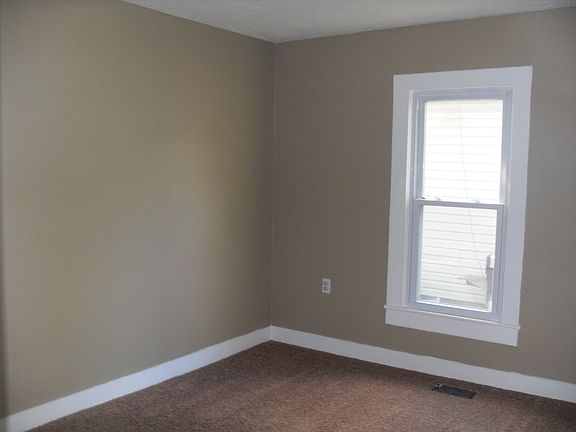 4th image of 714 N 3rd St