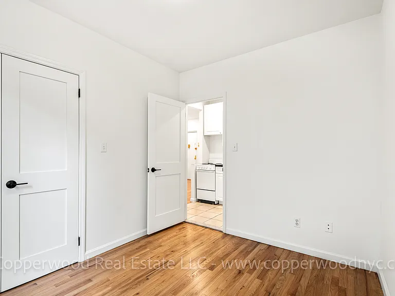 444 E 81st St #16 — Photo 8