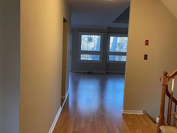 4th image of 31 Bond St