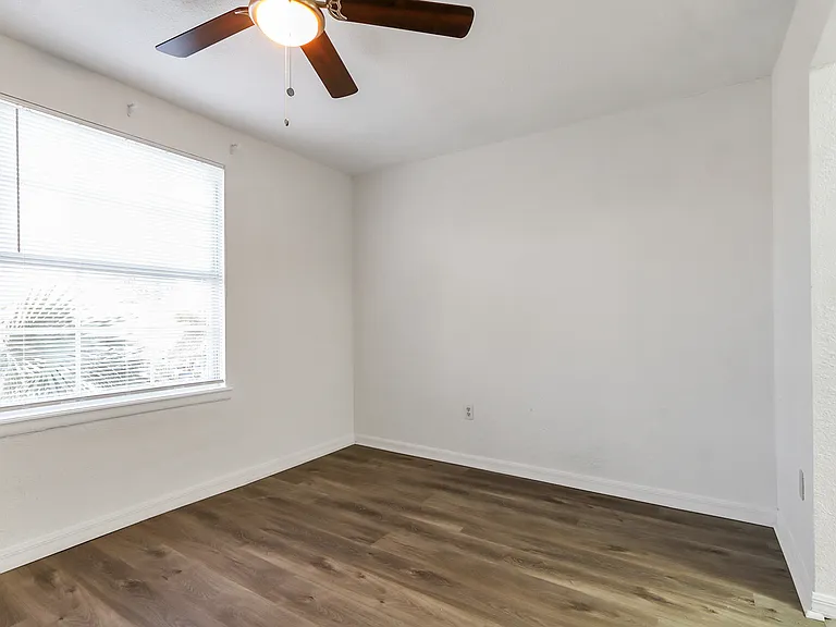 4017 Versailles Dr #4017F — Photo 14