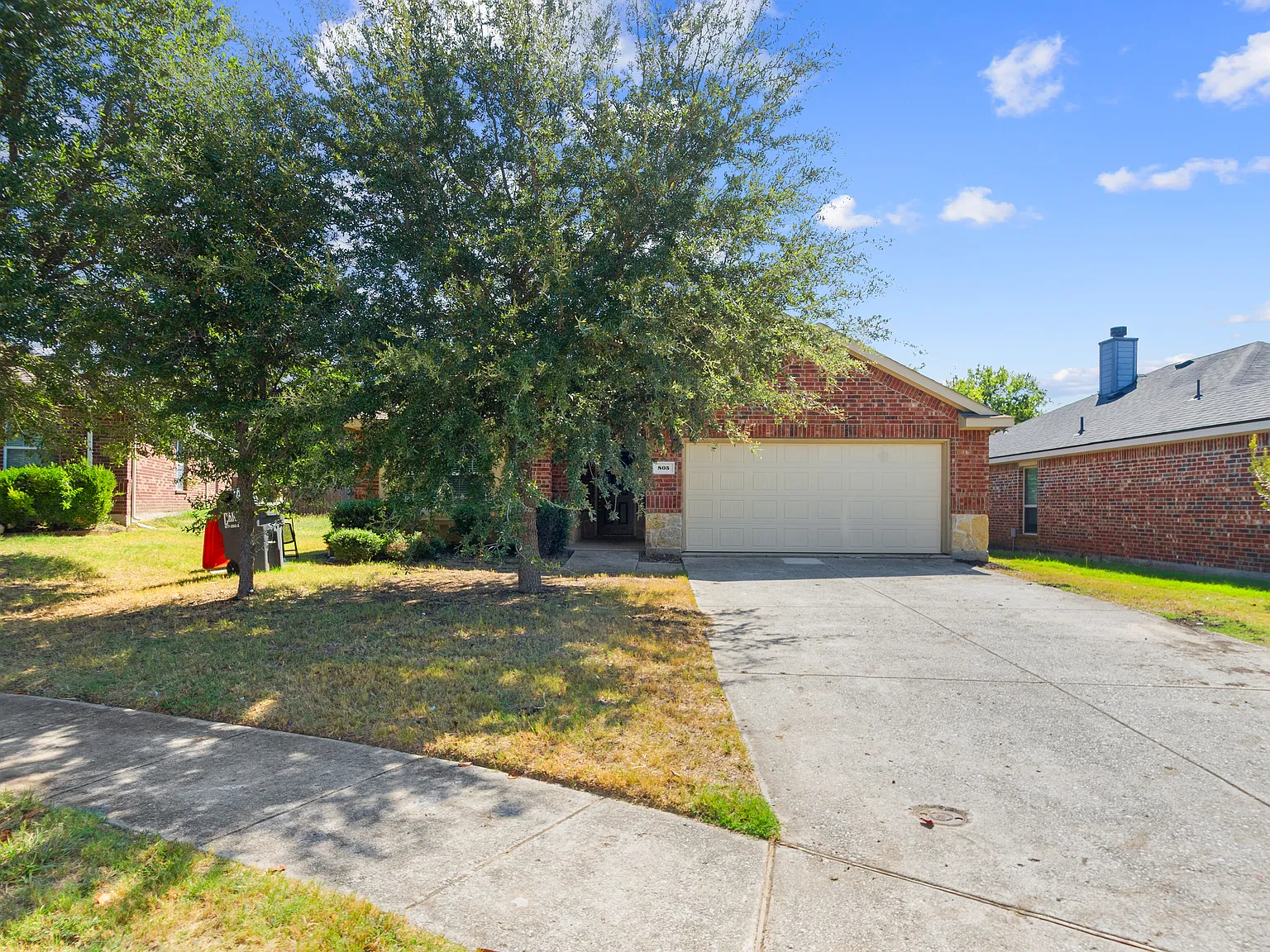 3 bed, 1688 sqft, $1,850 — Photo 1