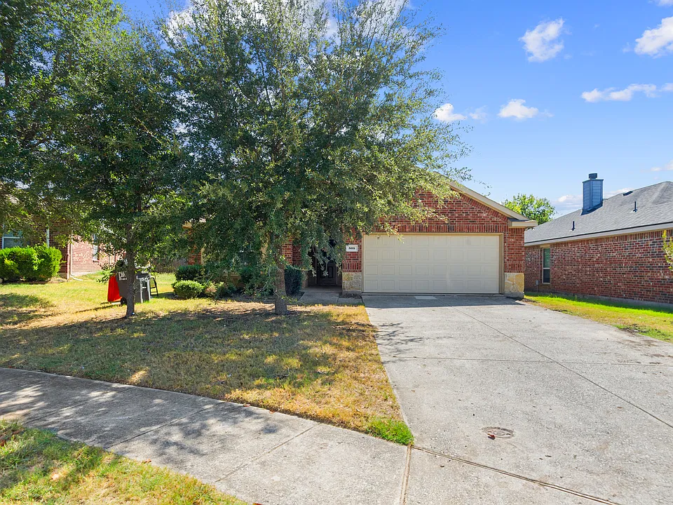 805 Hazels Way