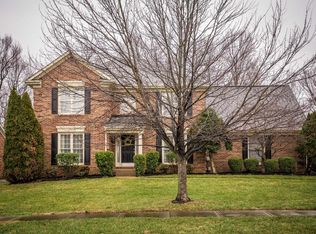 8611 Autumn Ridge Ct, Lyndon, KY 40242