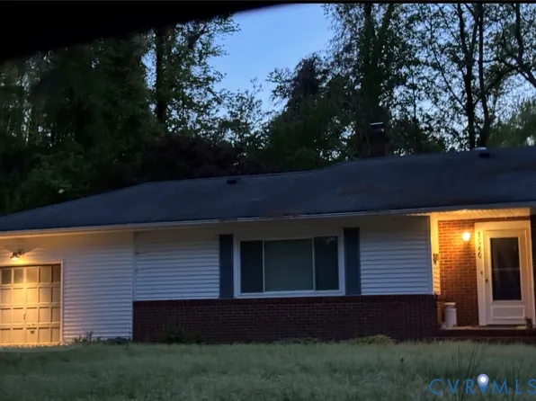 1580 Montpelier St, Petersburg, VA 23805