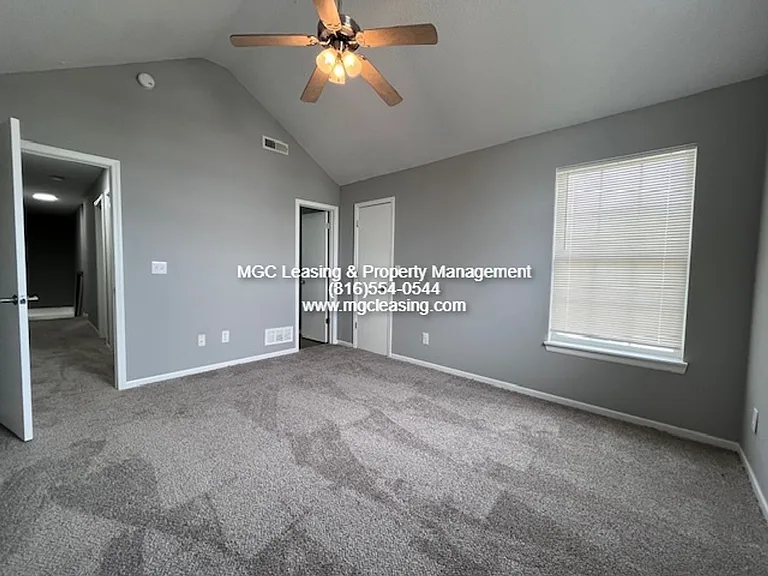 10501-10507 E 46th St — Photo 8