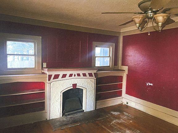 5th image of 2609 1st St