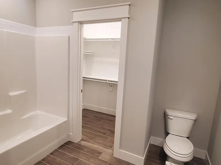 462 Red Robin St — Photo 8