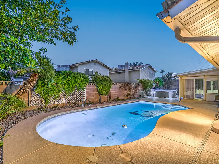 3445 Toquima Cir — Photo 14