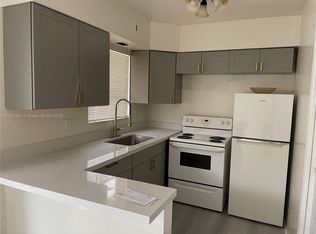 2450 Lincoln St APT 3, Hollywood, FL 33020