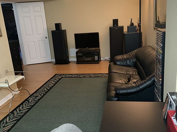 3rd image of 301 Van Kirk Dr