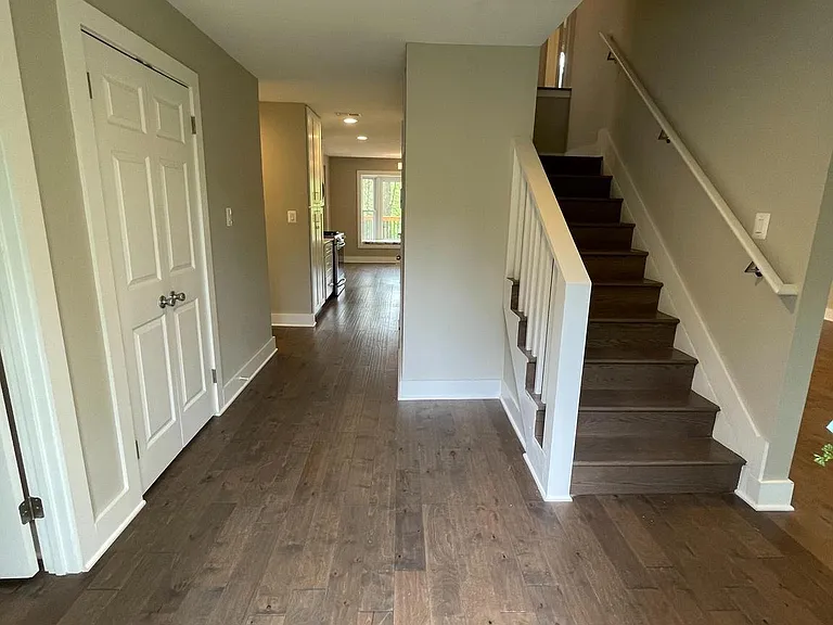 3428 Reedy Dr — Photo 2