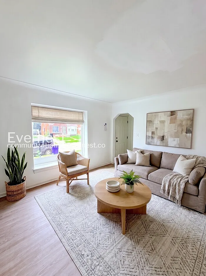 3 bed, 1.0 bath, 1140 sqft, $1,245 — Photo 4