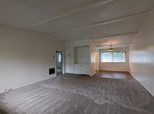477 Whitman St APT C, Goleta, CA 93117