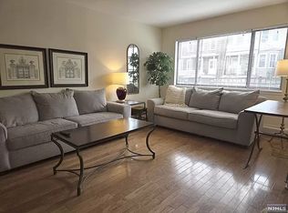 601 Davis Ave APT 3, Harrison, NJ 07029
