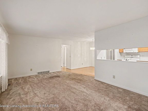 5th image of 1486 Leisure Dr