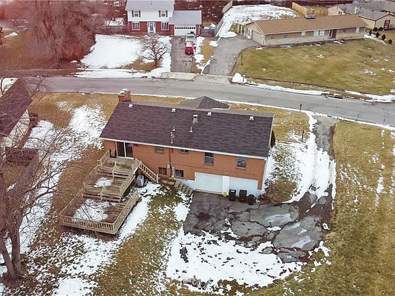 3rd image of 5706 Lynnaway Dr
