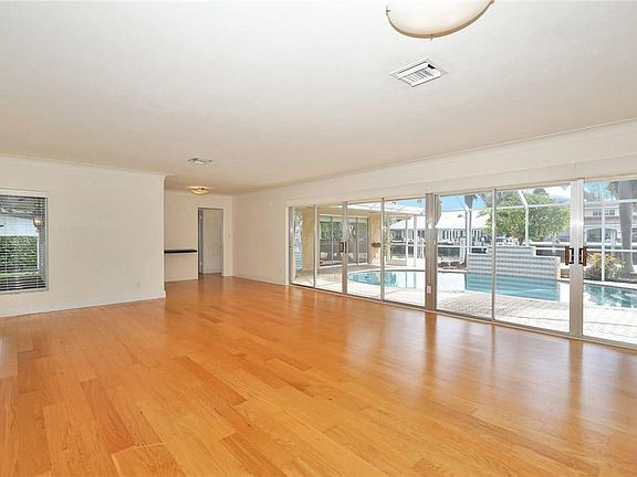 3rd image of 3458 NE 26th St