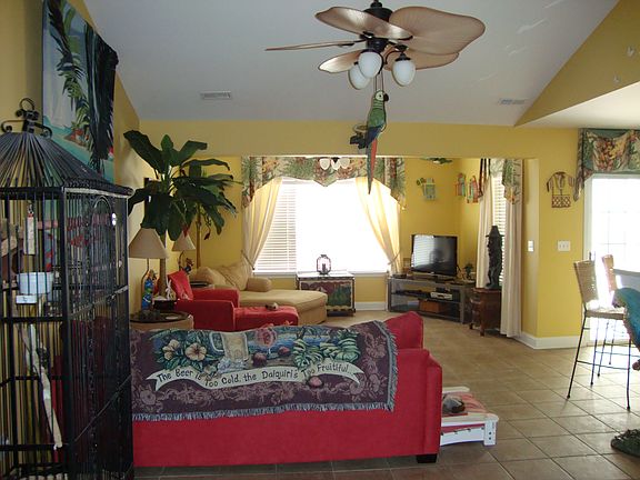 4th image of 124 Caicos Ct