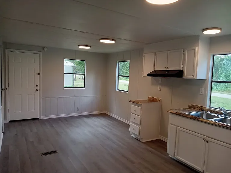 12547 Roy Harris Loop — Photo 8