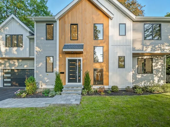 29 Hancock St, Bedford, MA 01730