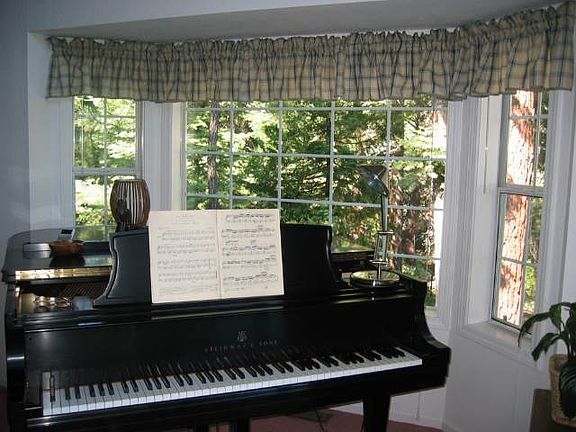 4th image of 300 Brockway Ct #267