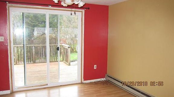 5th image of 3443 Mildred St