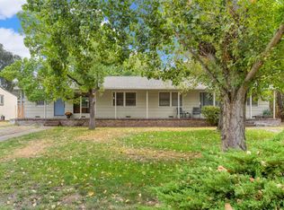 5700 Angelina Ave, Carmichael, CA 95608