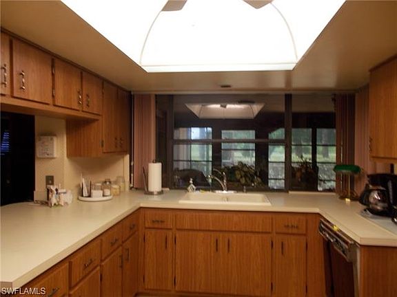 2nd image of 17215 Castleview Dr