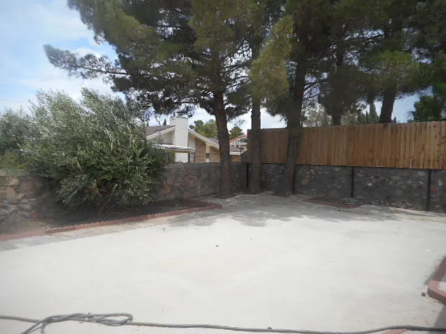 649 Mary Stuart Dr — Photo 17