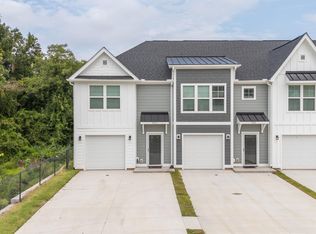 319 Lion Heart Ln, Greer, SC 29651