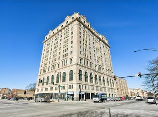 Midwest Apartments, Chicago, IL 60624