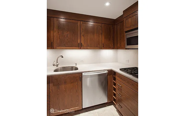 Rented by Douglas Elliman | media 6