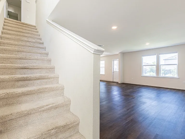 6222 Fieldrun — Photo 3