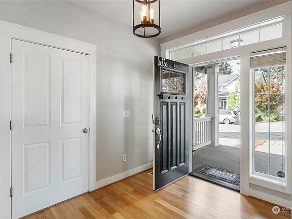 5th image of 18330 121st Street E