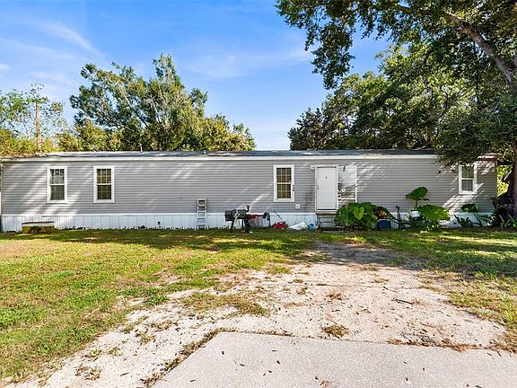 2nd image of 134 LICHTENWALTER ROAD