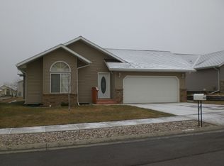 3916 Brooke St, Rapid City, SD 57701