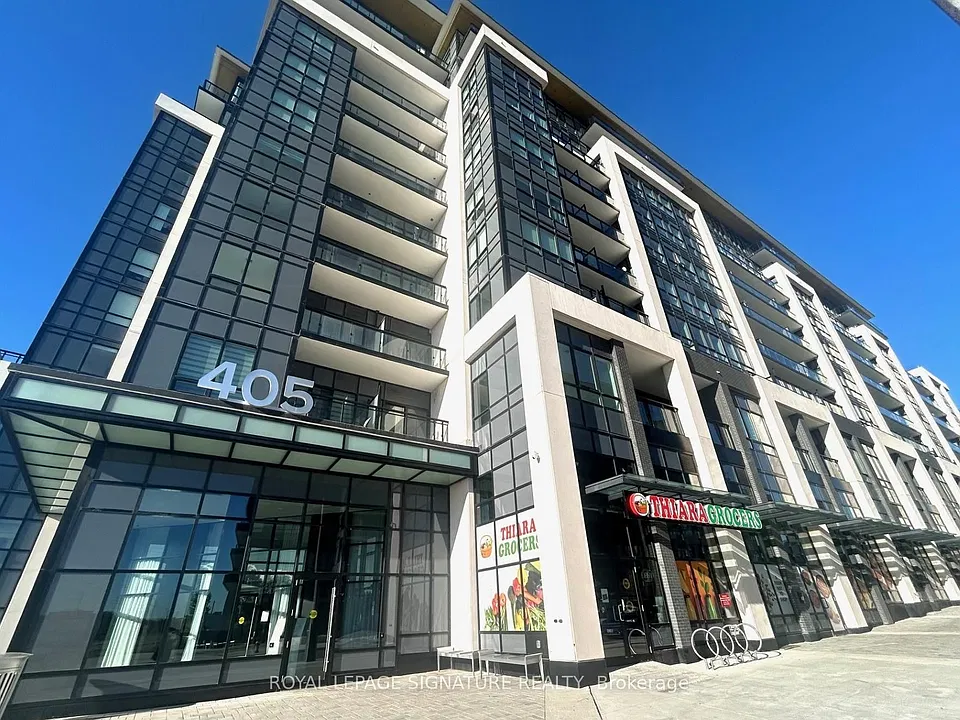 405 Dundas St W #209