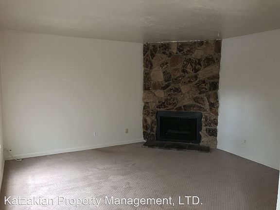 3rd image of 6316 Porterfield Ct