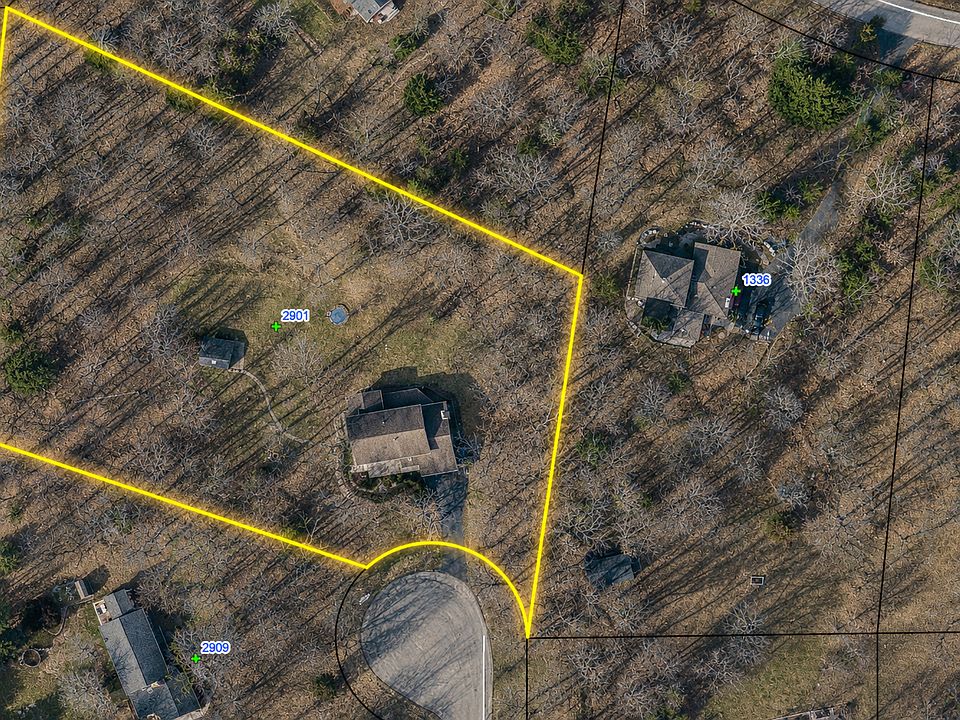 1st image of 2901 Bambi Ct SW