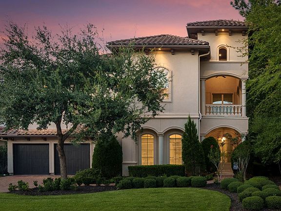 2nd image of 35 Karsten Creek Way