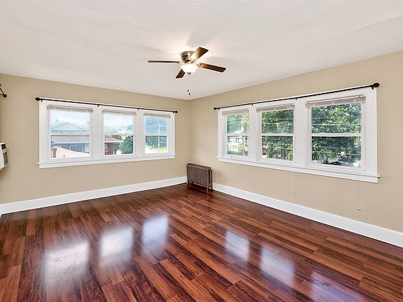 3rd image of 4000 University Ave APT 6