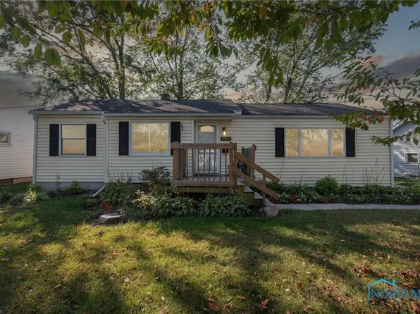 5201 Brandel Cir, Toledo, OH 43615