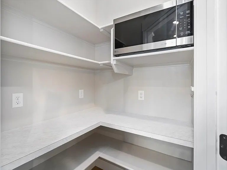1911 W Wind Drift St — Photo 18