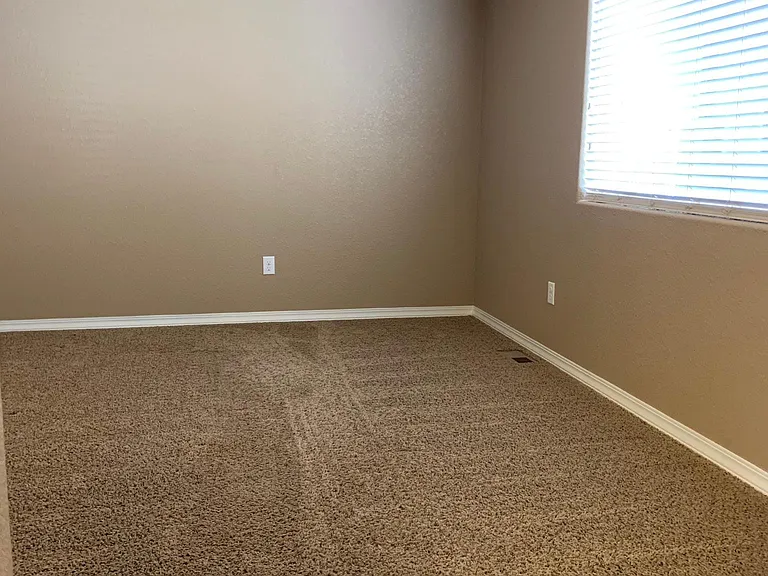 1004 Diamond Rim Dr — Photo 16